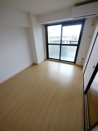 シャン・ド・フルールの物件内観写真